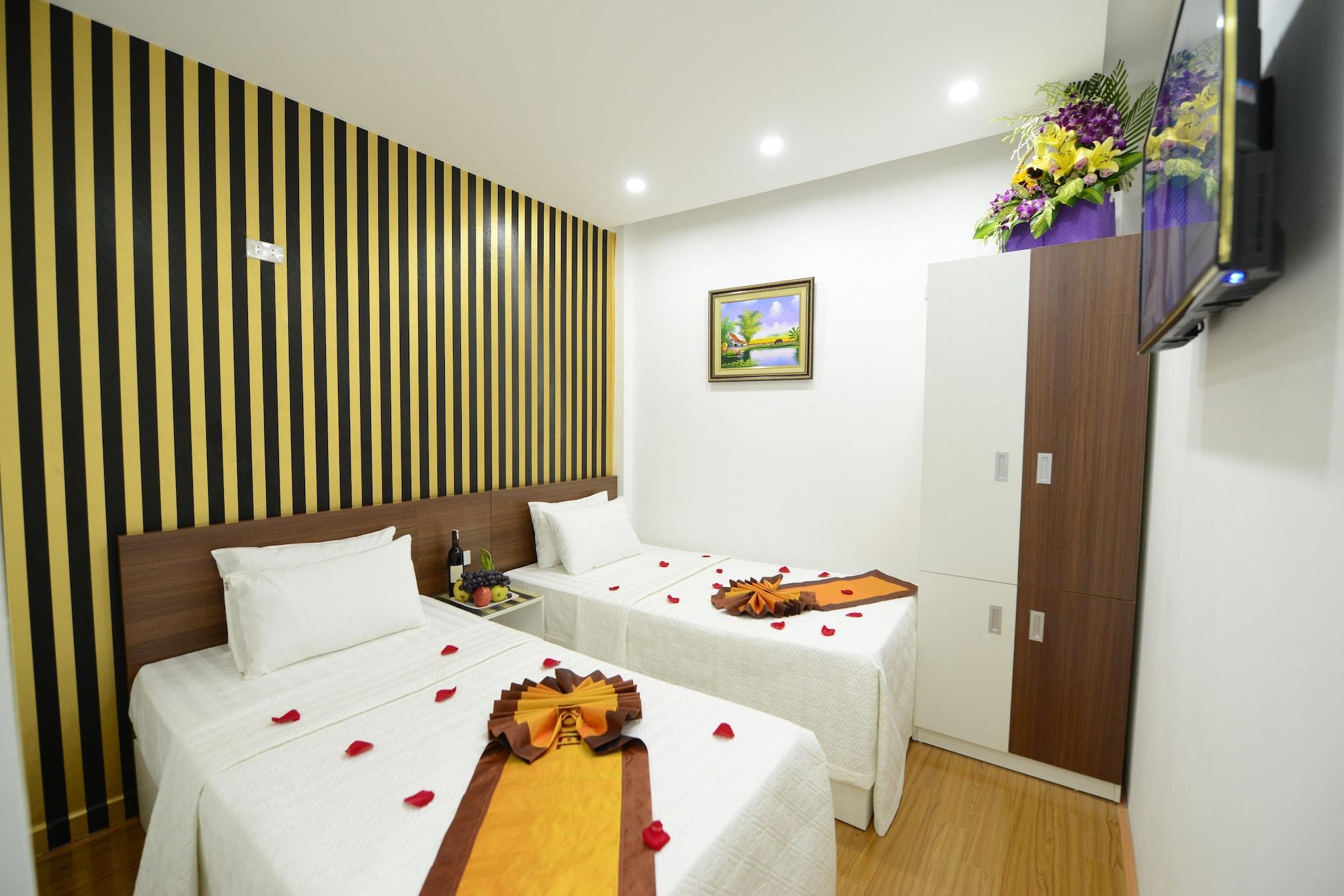 Golden Hostel