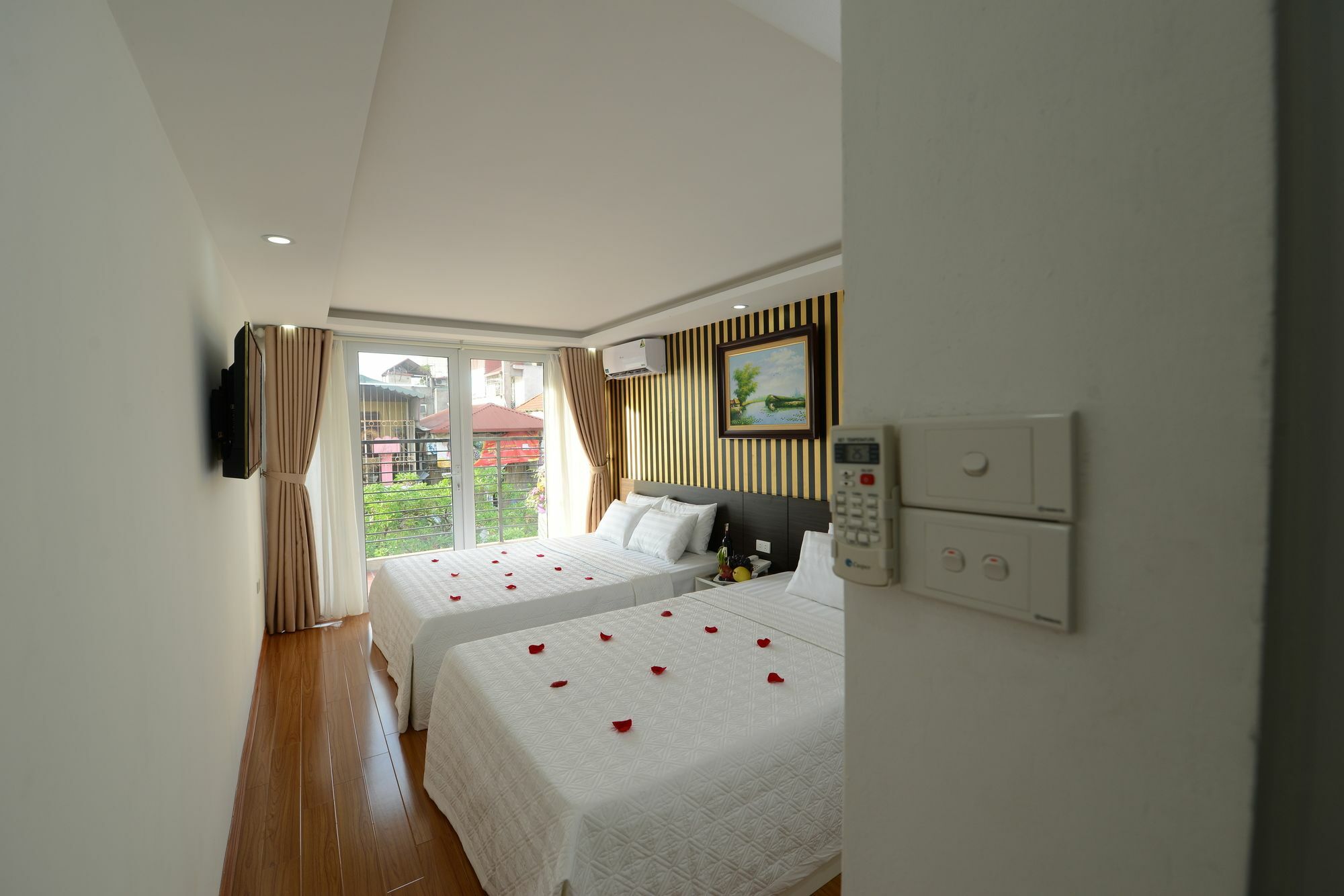 Golden Hostel Hanoi