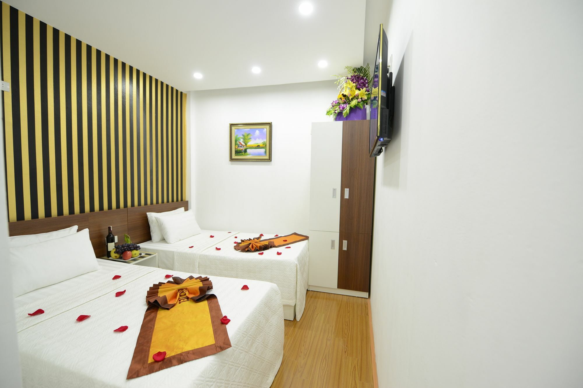 Hostel Golden *