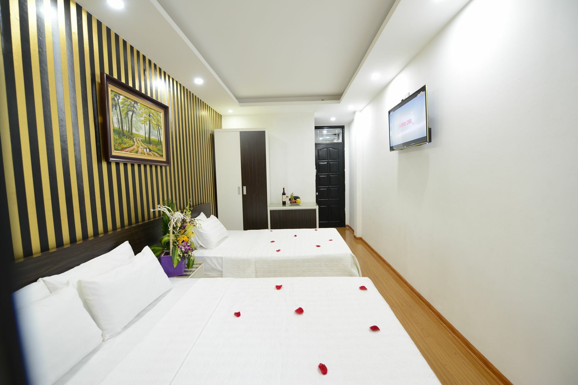 Golden * Hanoi