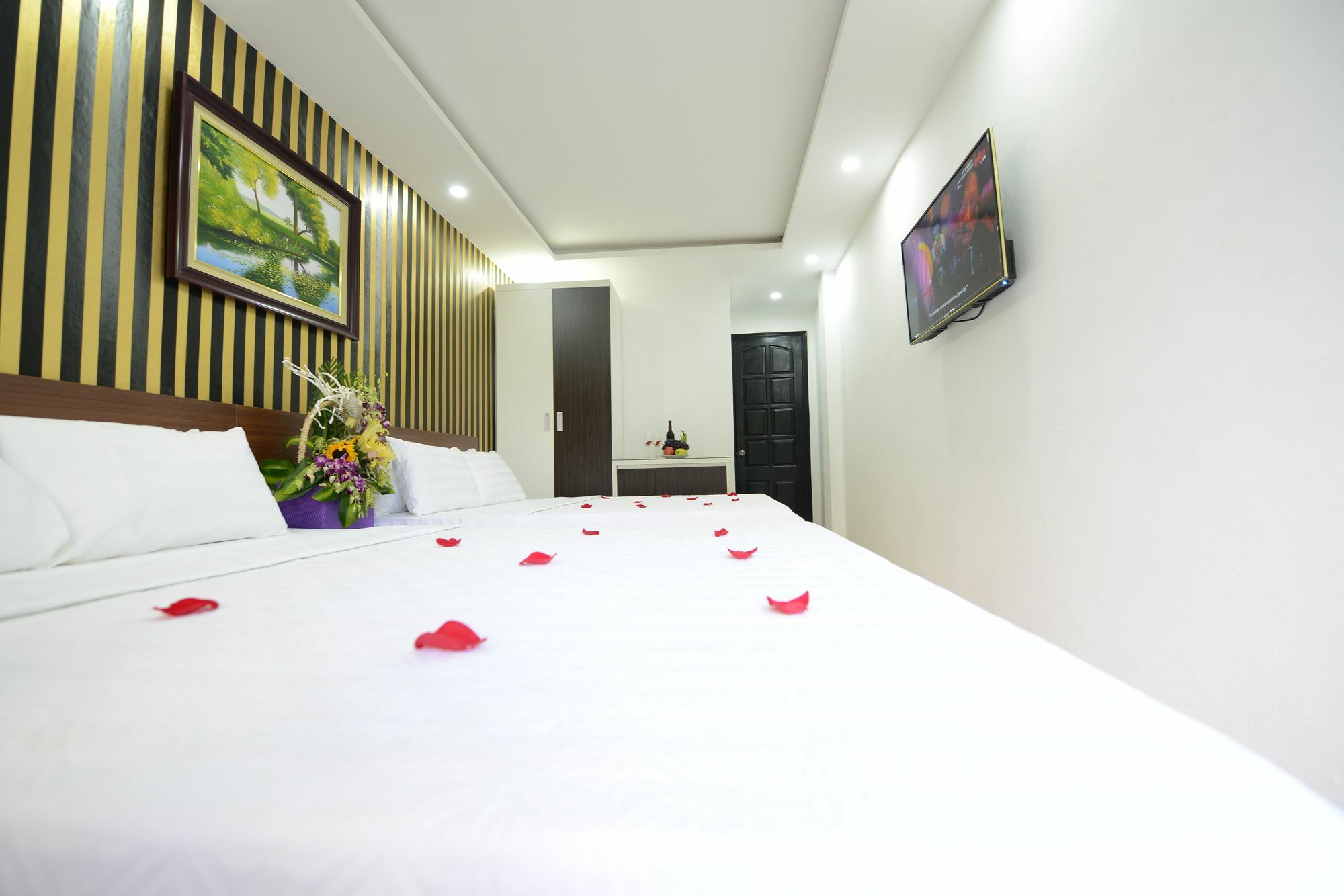 Golden Hostel Hanoi