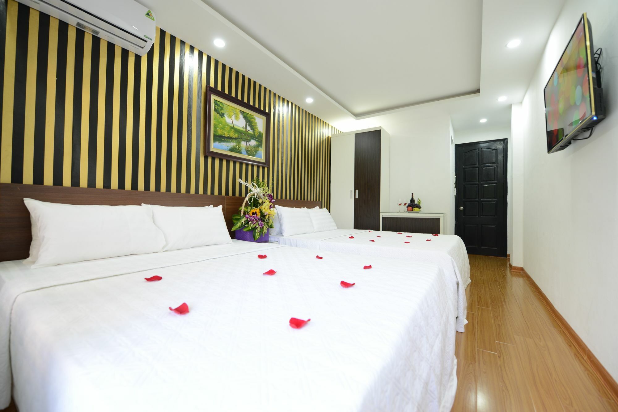Golden Hanoi